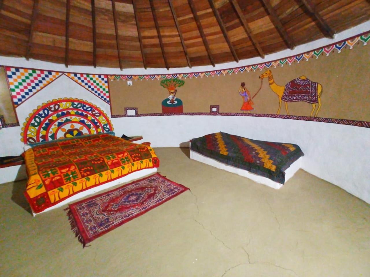 Banni Village Resort - Rann Of Kutch Bherandiāla Exterior foto