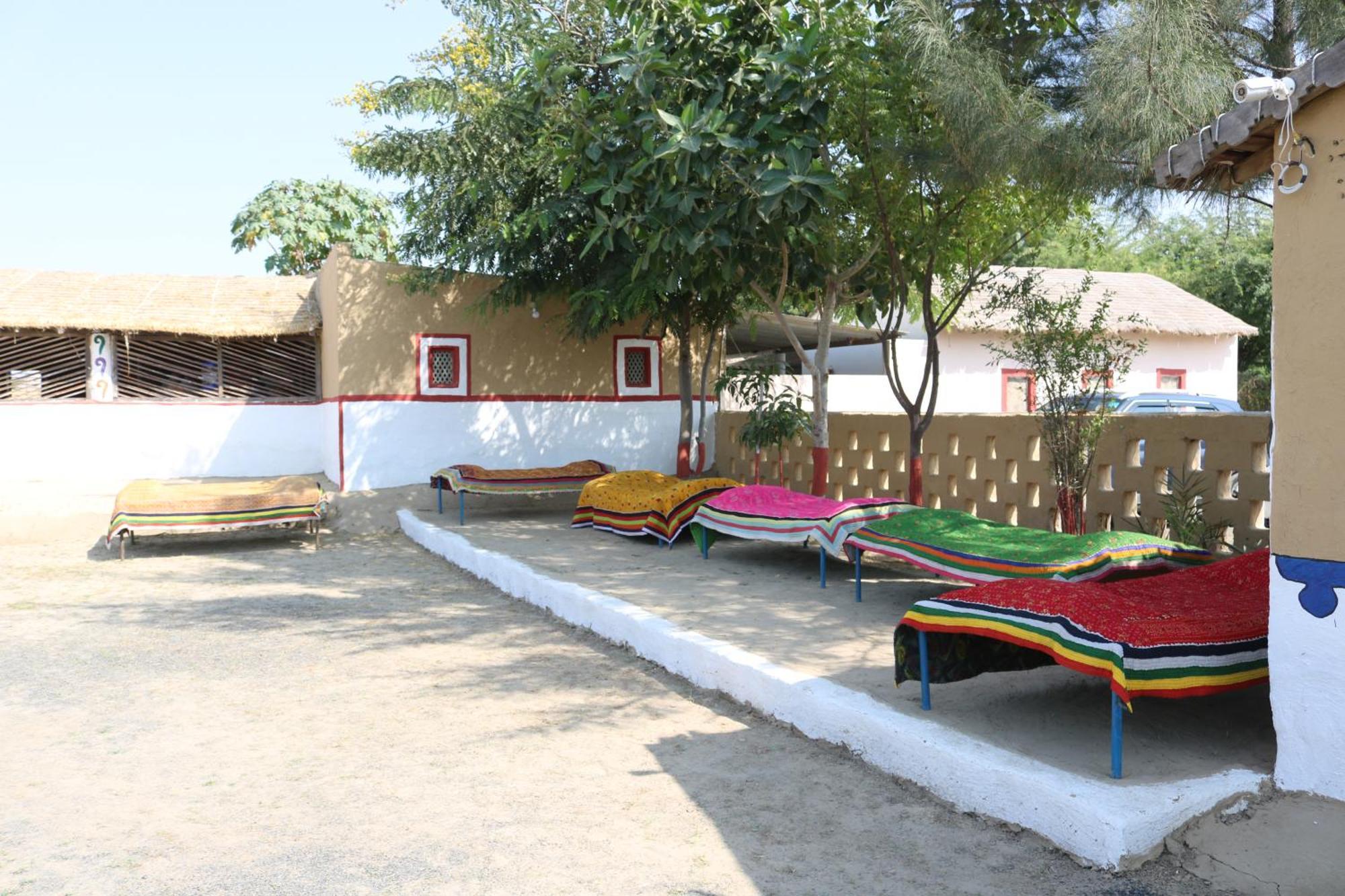 Banni Village Resort - Rann Of Kutch Bherandiāla Exterior foto