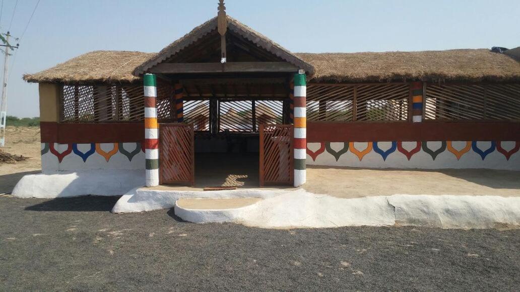Banni Village Resort - Rann Of Kutch Bherandiāla Exterior foto